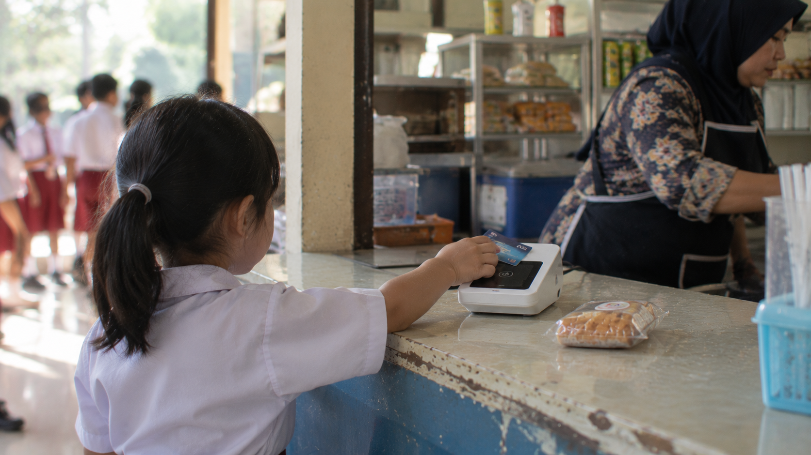 Uang Jajan Anak Sering Hilang di Sekolah? Ini Solusi Cashless-nya